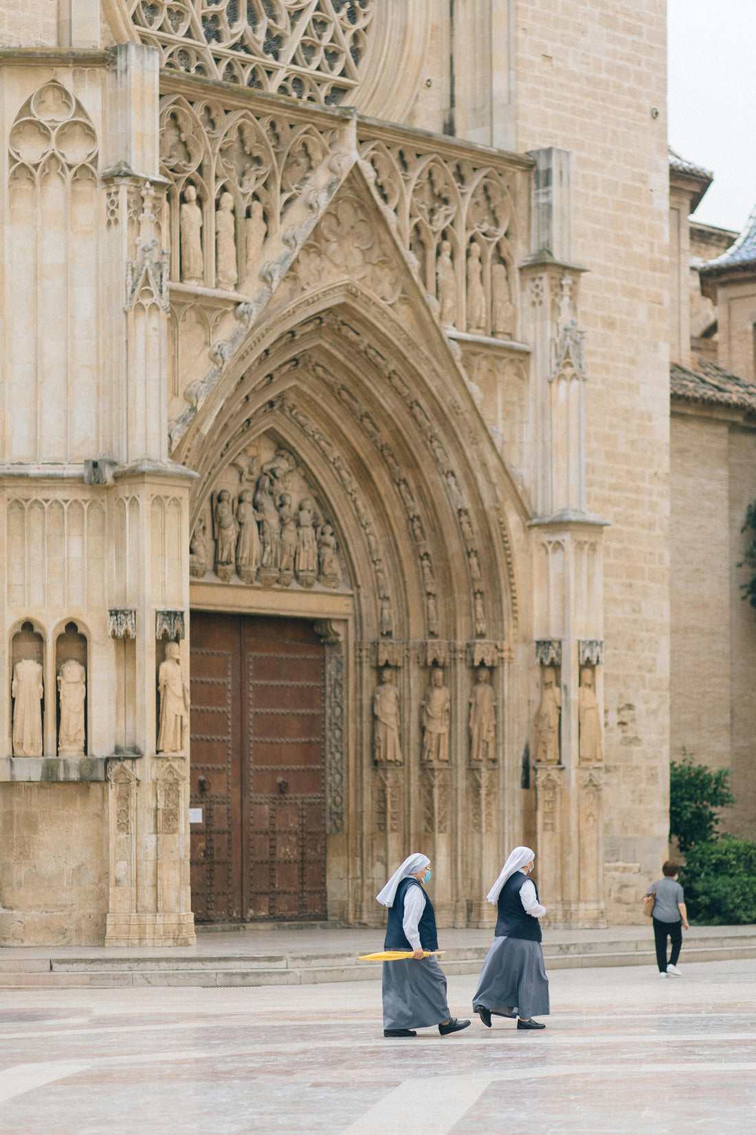 Valencia – Ramie und Cashmere zwischen Minimalismus und mediterraner Leichtigkeit