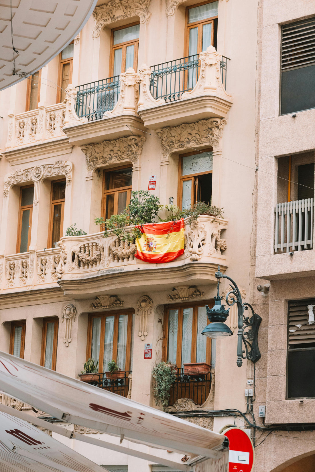 Alicante – Seidentuniken und mediterrane Sommermode von SIMONE BRUNS
