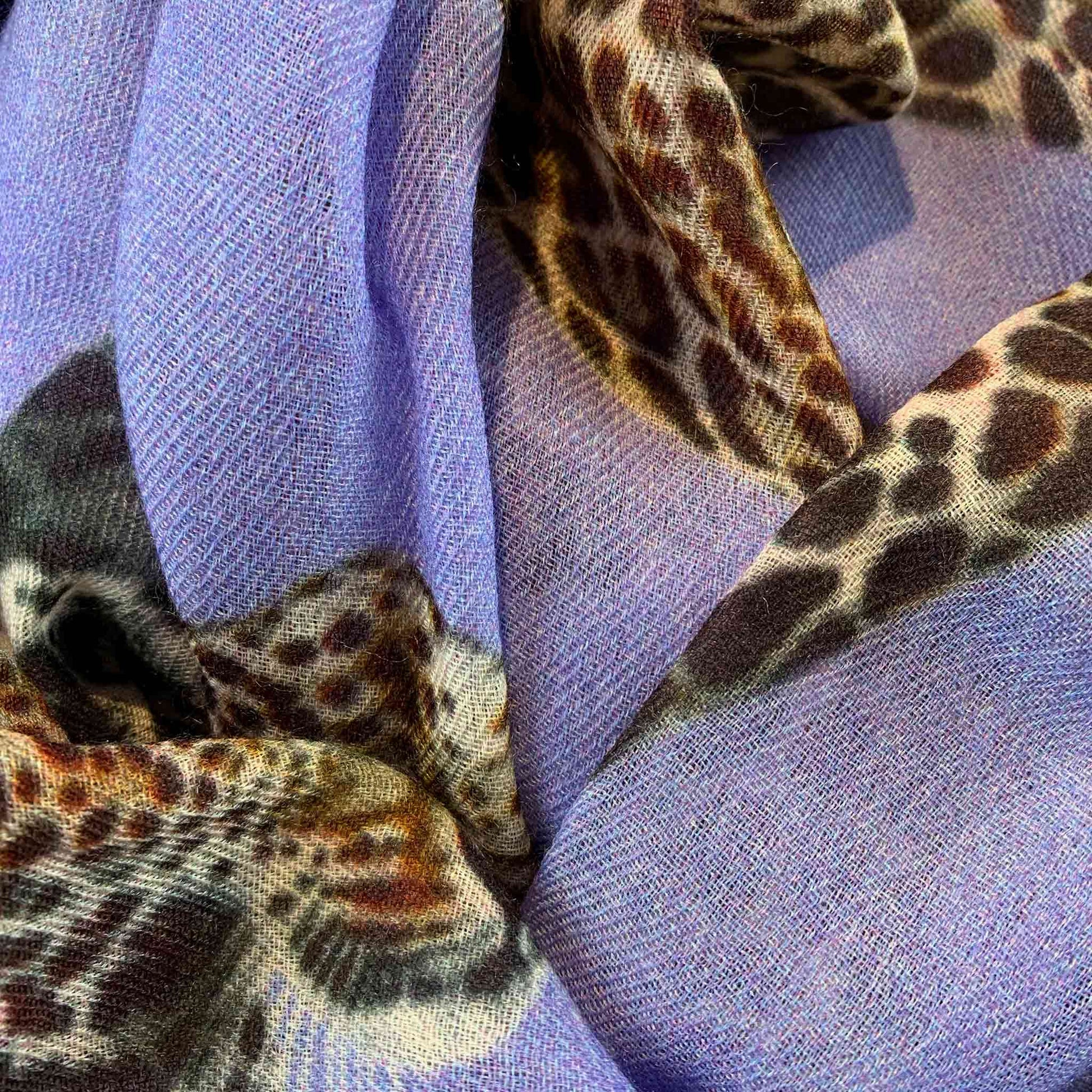 LEOPARD NATURAL CASHMERE SCARF - PURPLE