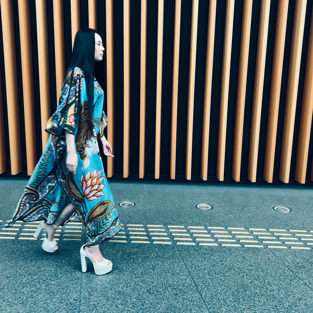TIGER & JUNGLE SILK TUNIC - BLUE