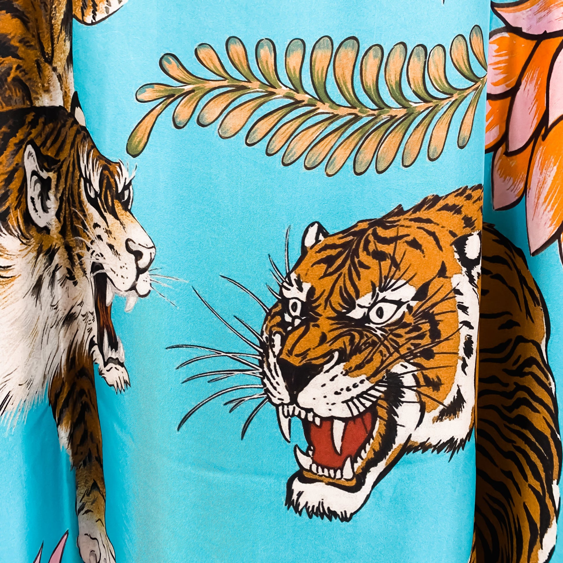 TIGER & JUNGLE SILK TUNIC - BLUE