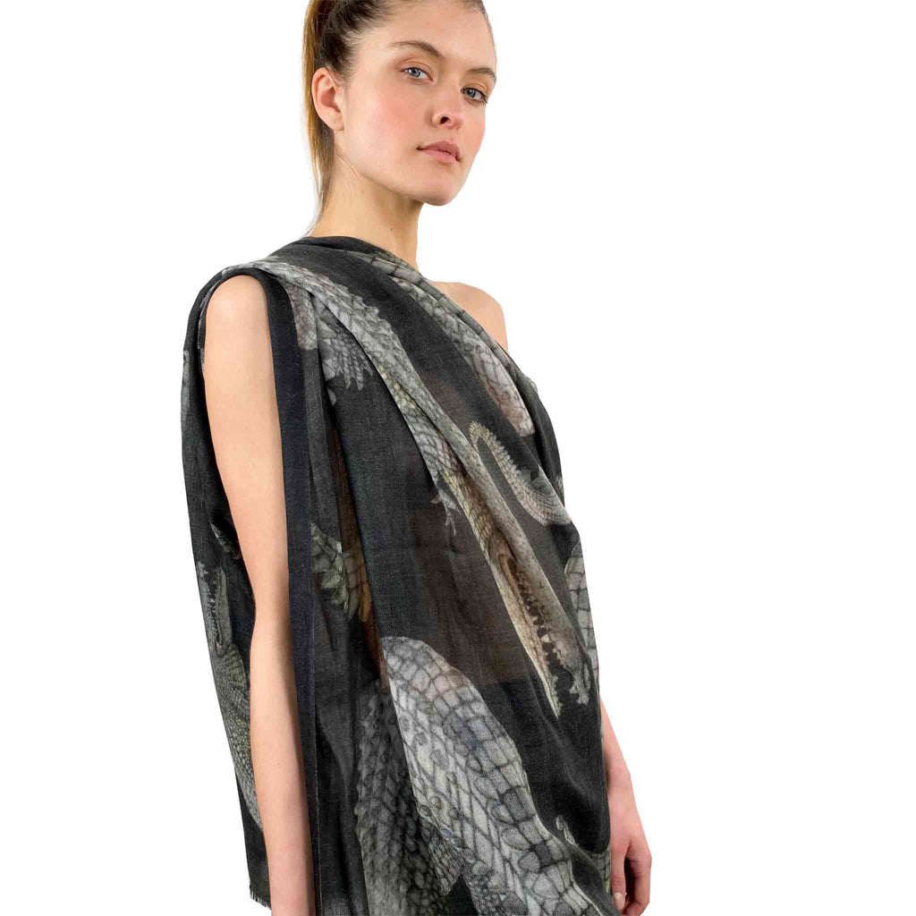 CROCODILE CASHMERE SCARF - DARK GREY