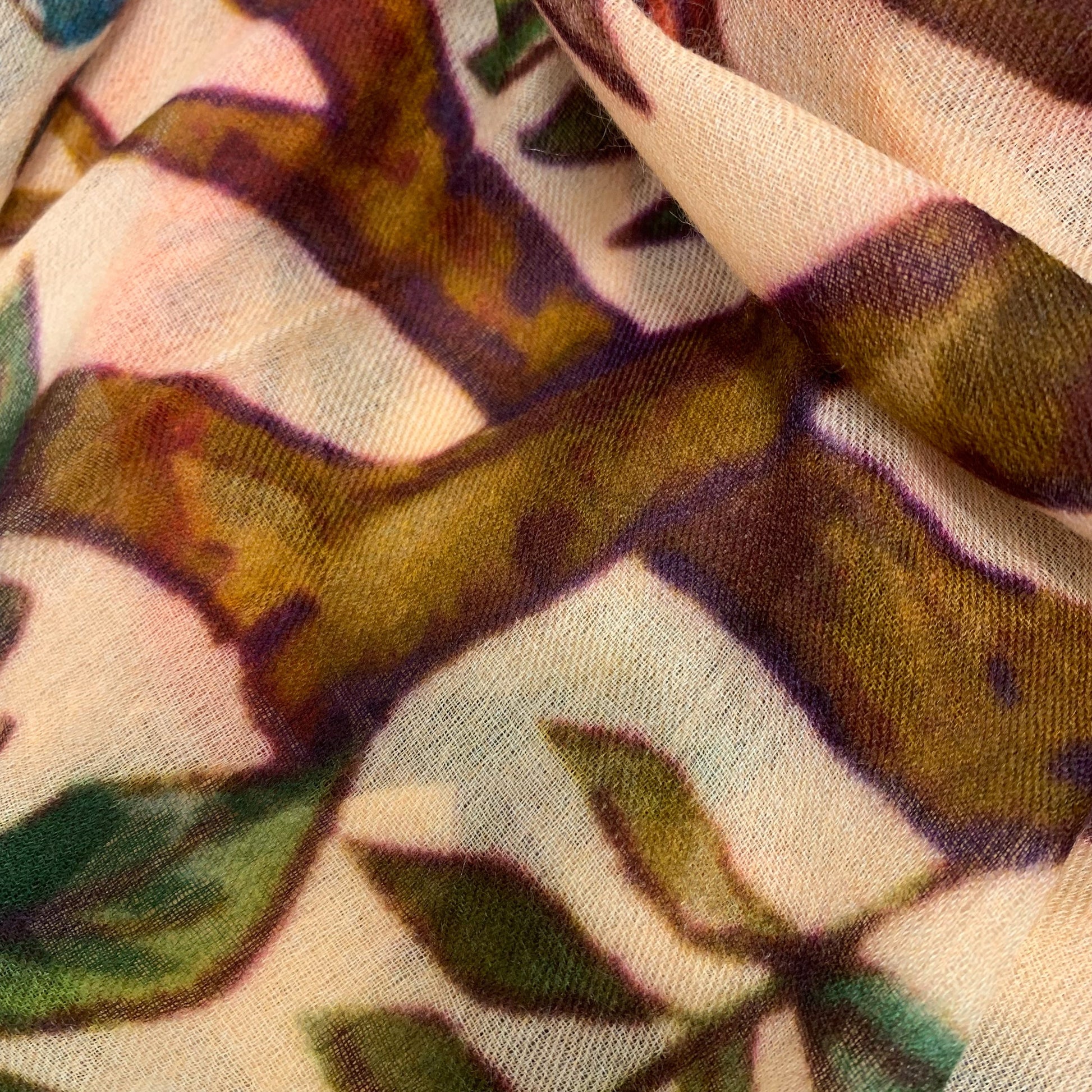 BLOSSOM CASHMERE SCARF