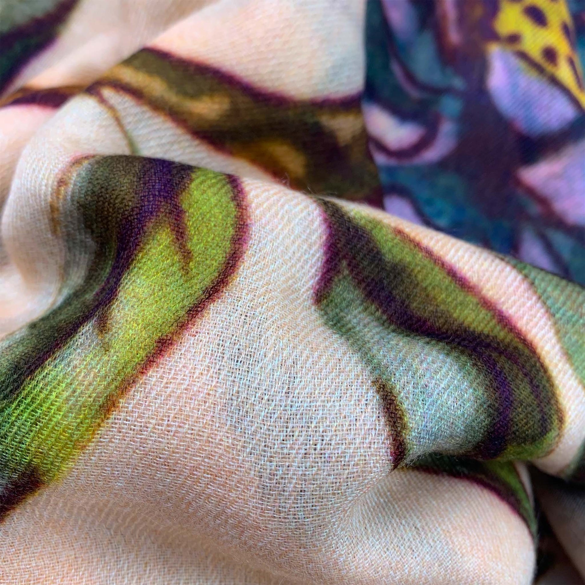 BLOSSOM CASHMERE SCARF