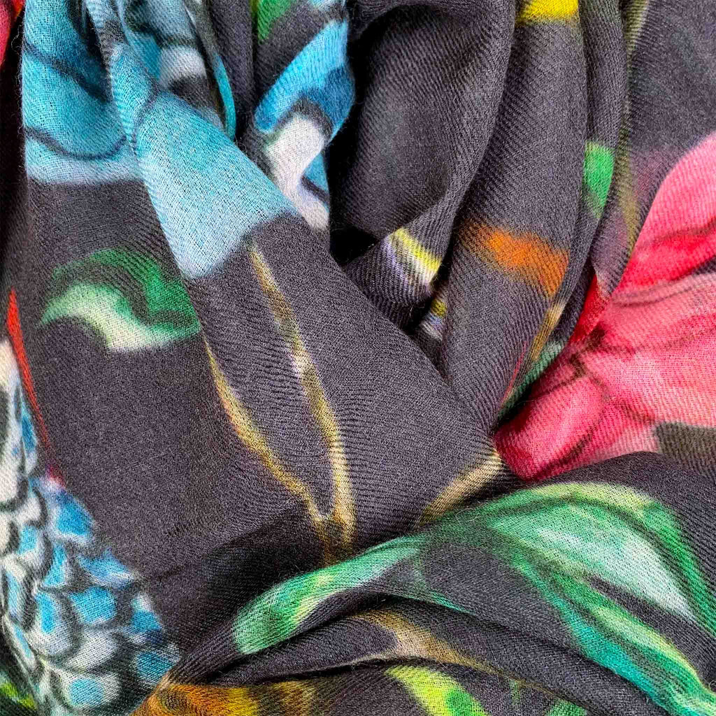 BLOSSOM CASHMERE SCARF