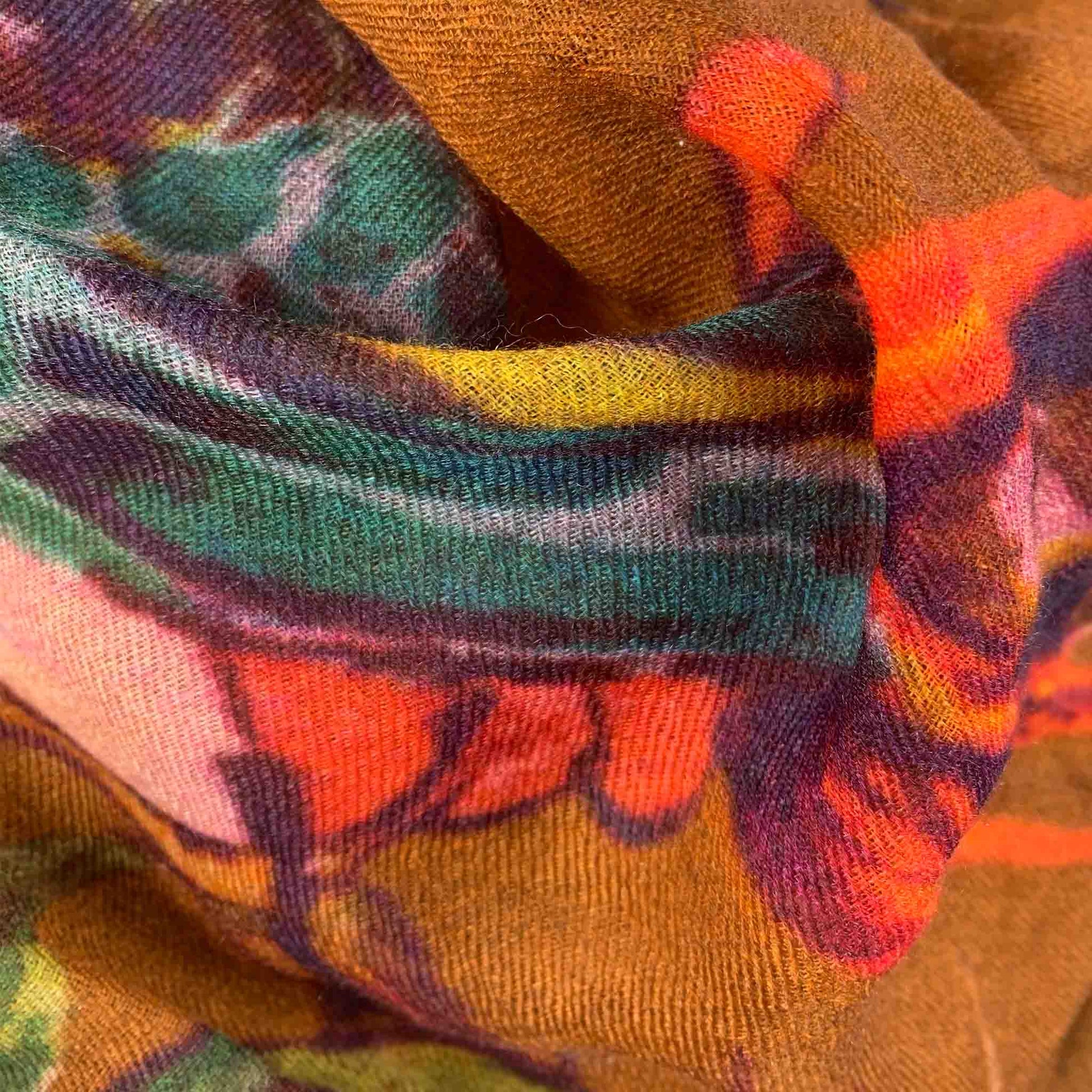 BLOSSOM CASHMERE SCARF