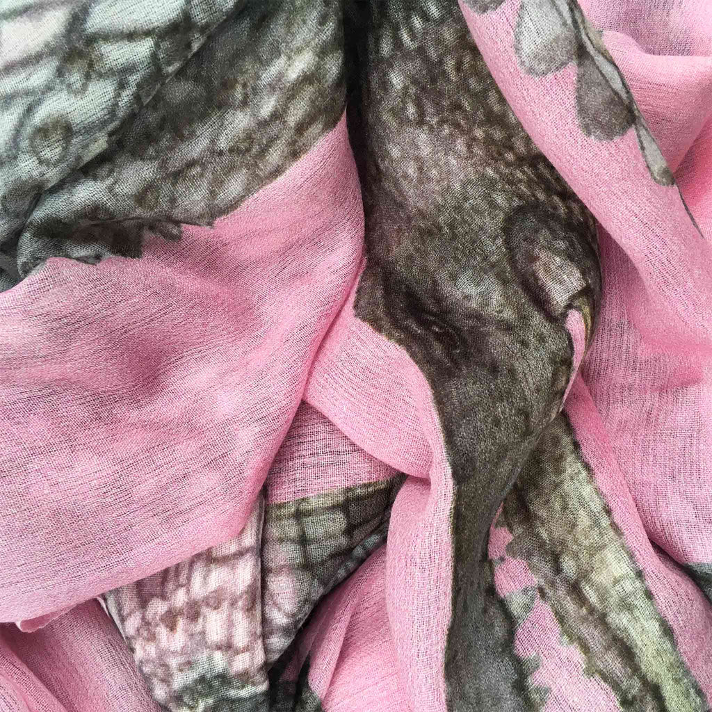 CROCODILE CASHMERE SCARF
