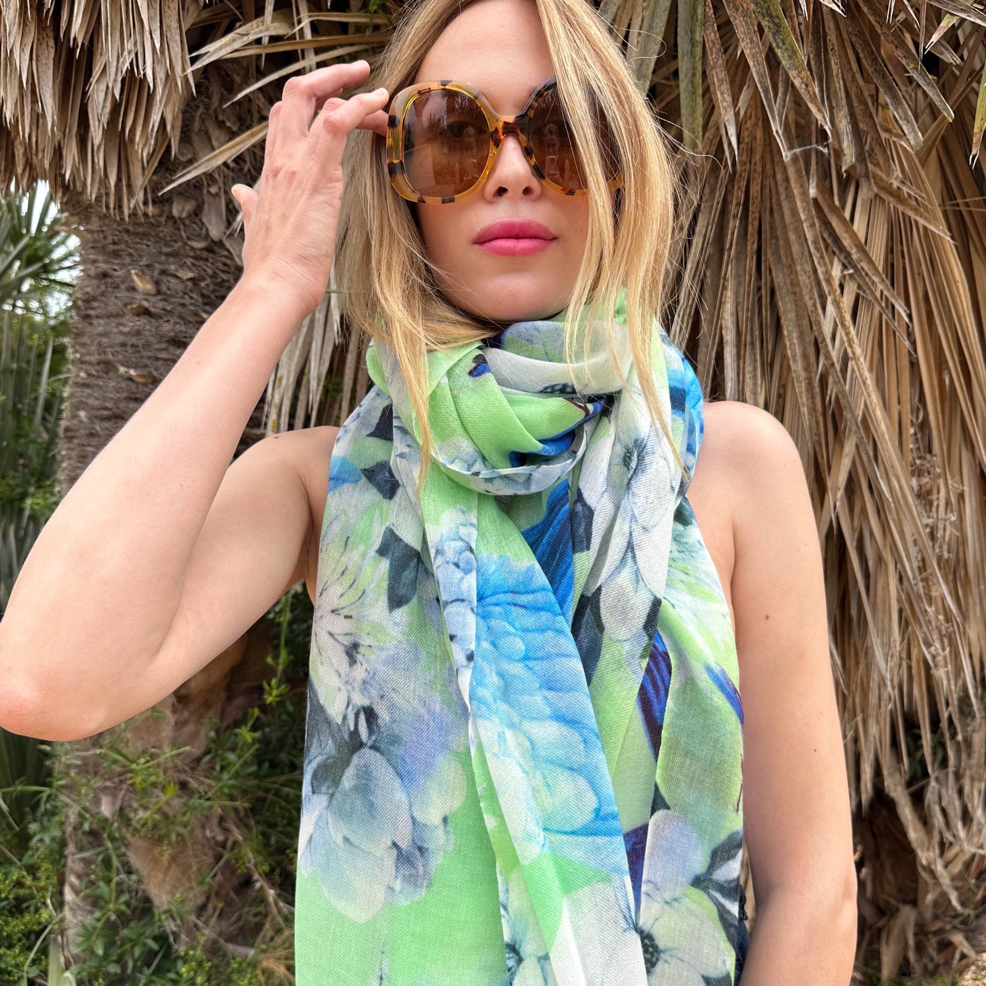 SUMMER BIRDS CASHMERE SCARF