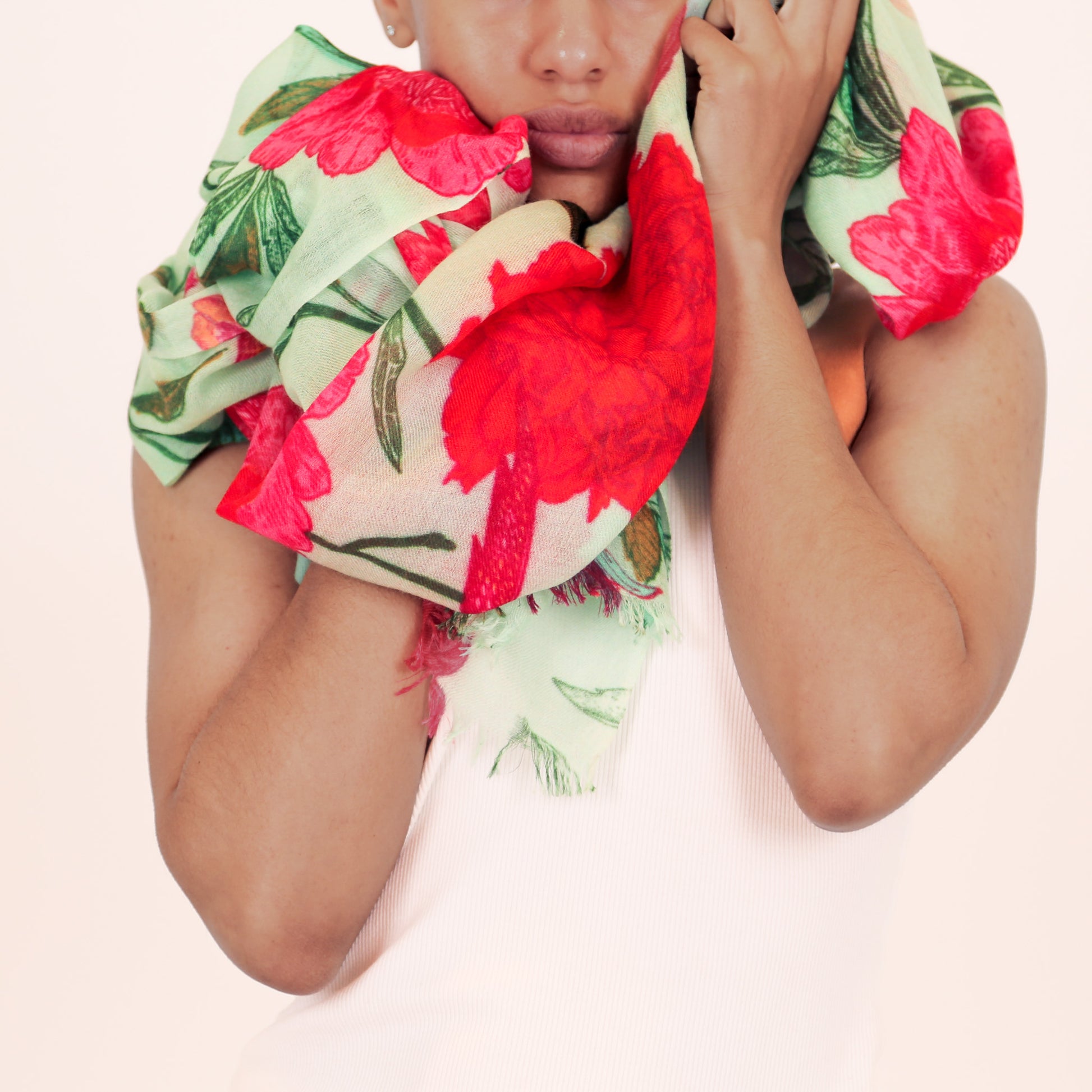 BIRD PARADISE CASHMERE SCARF