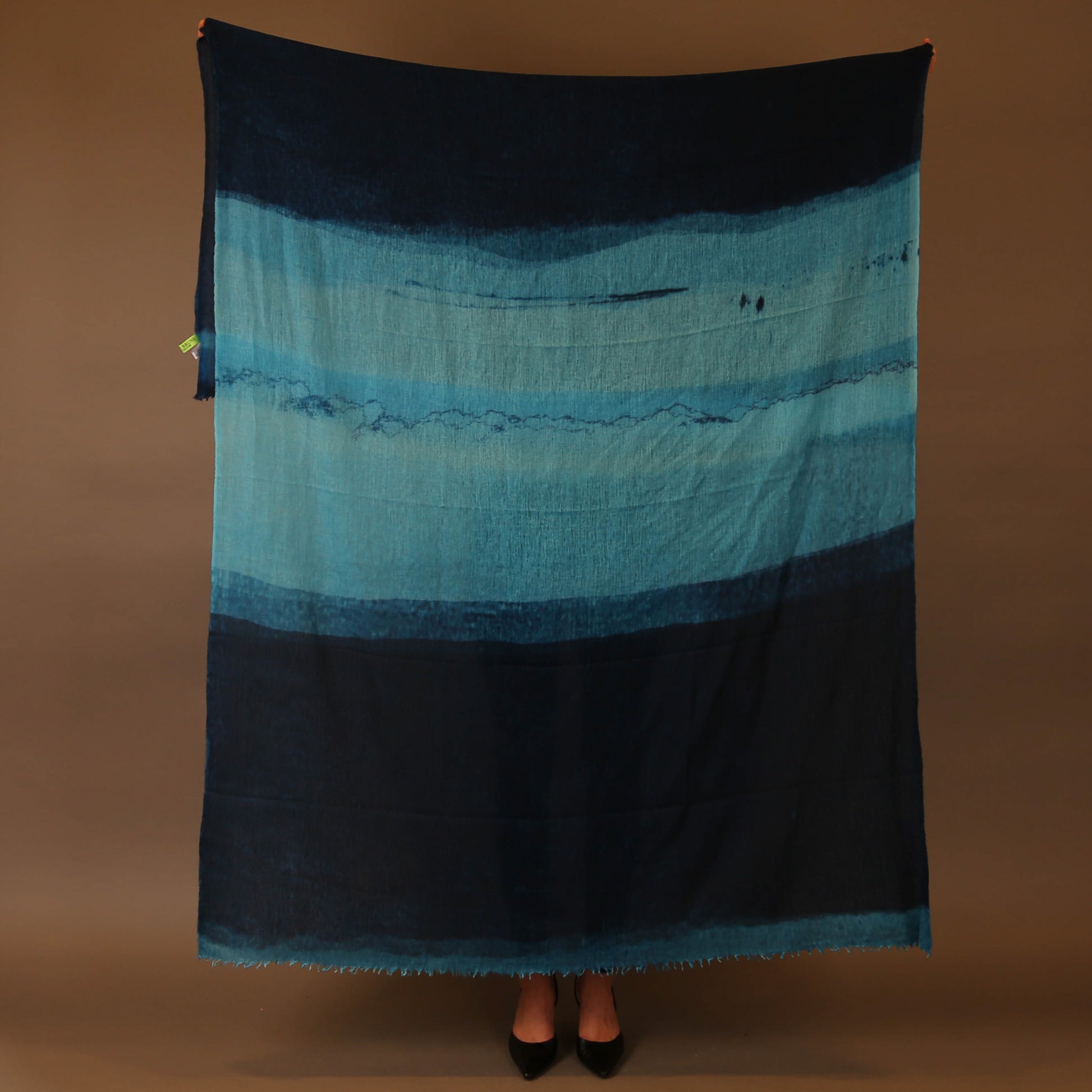 ELFENNIA FELTED SCARF