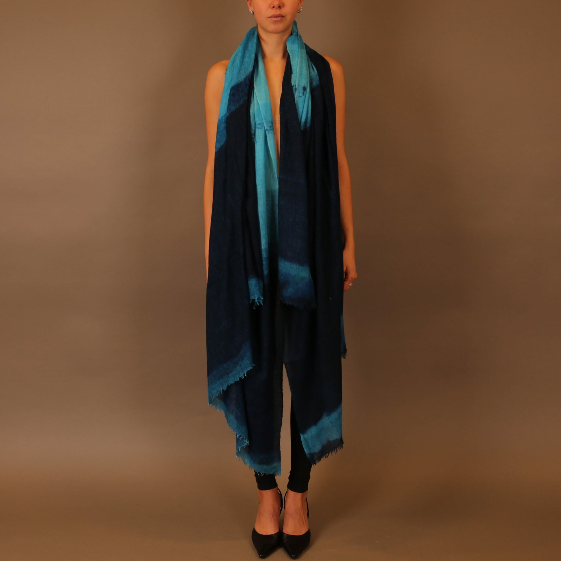 ELFENNIA FELTED SCARF