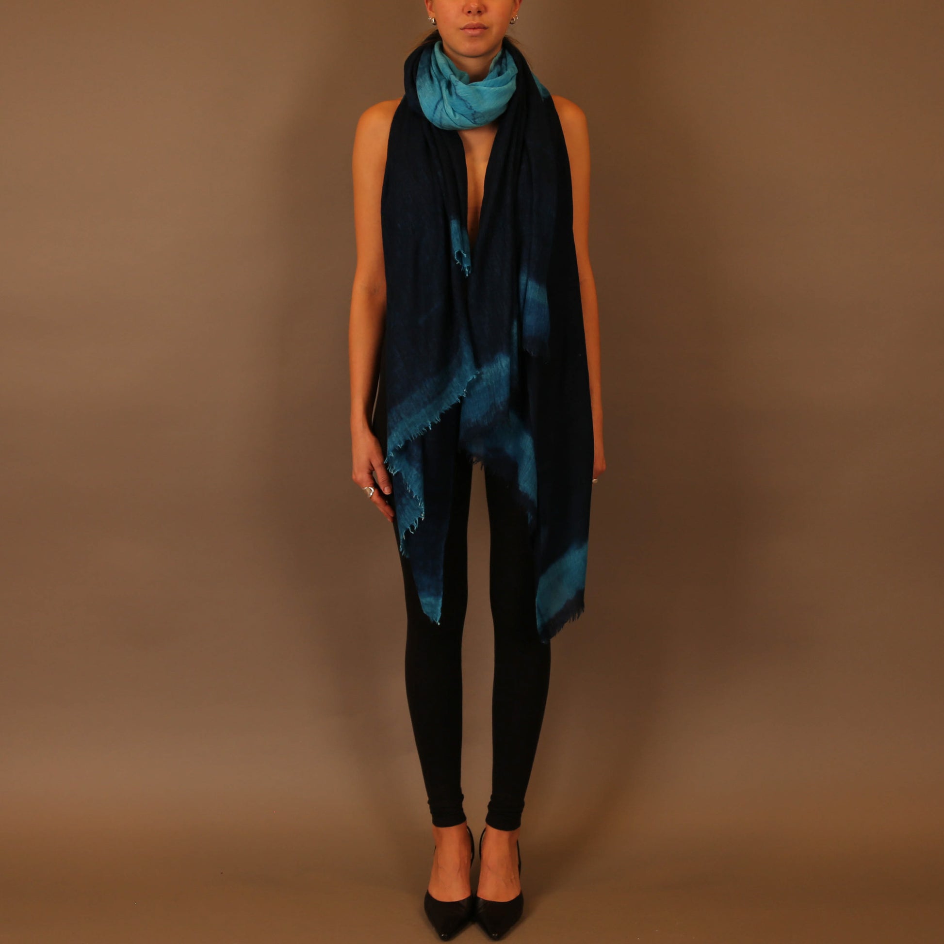 ELFENNIA FELTED SCARF