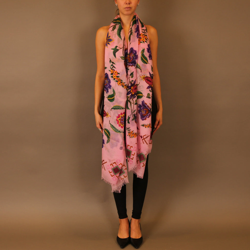 ETHNO FLORAL CASHMERE SCARF
