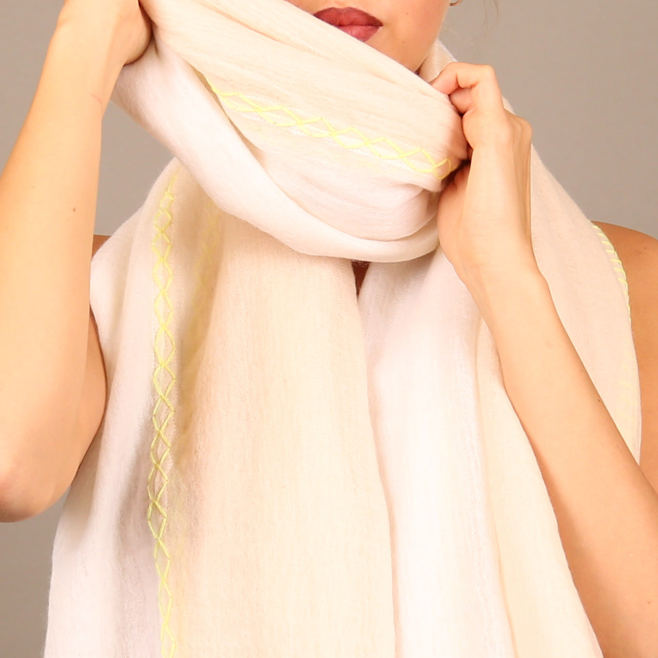 FADILA FELTED CASHMERE SCARF