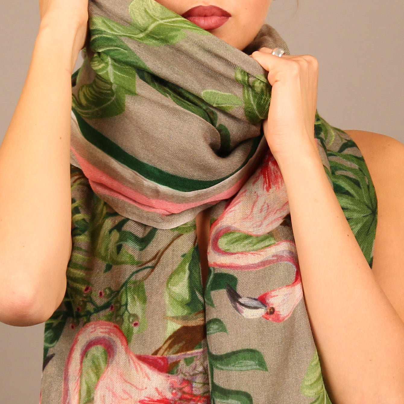 JUNGLE ANIMALS CASHMERE SCARF