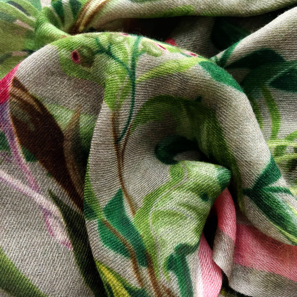 JUNGLE ANIMALS CASHMERE SCARF