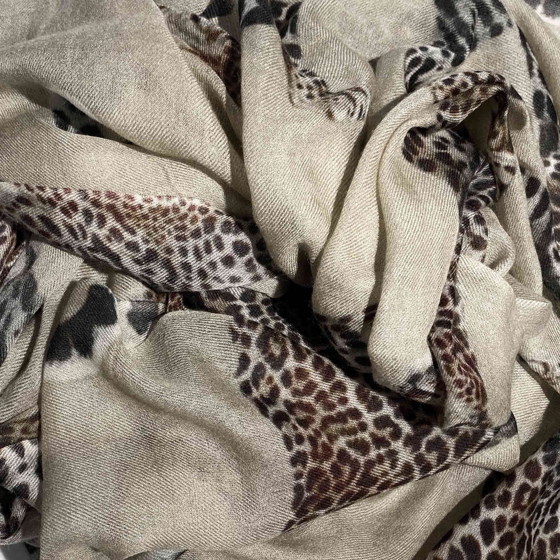 LEOPARD NATURAL CASHMERE SCARF