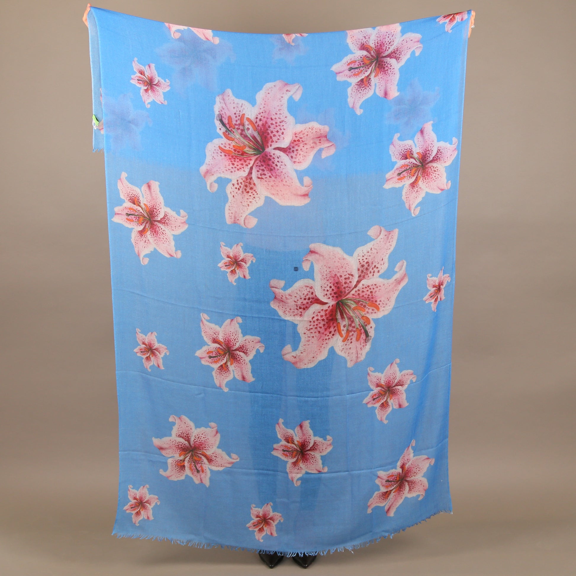 LILLY CASHMERE SCARF