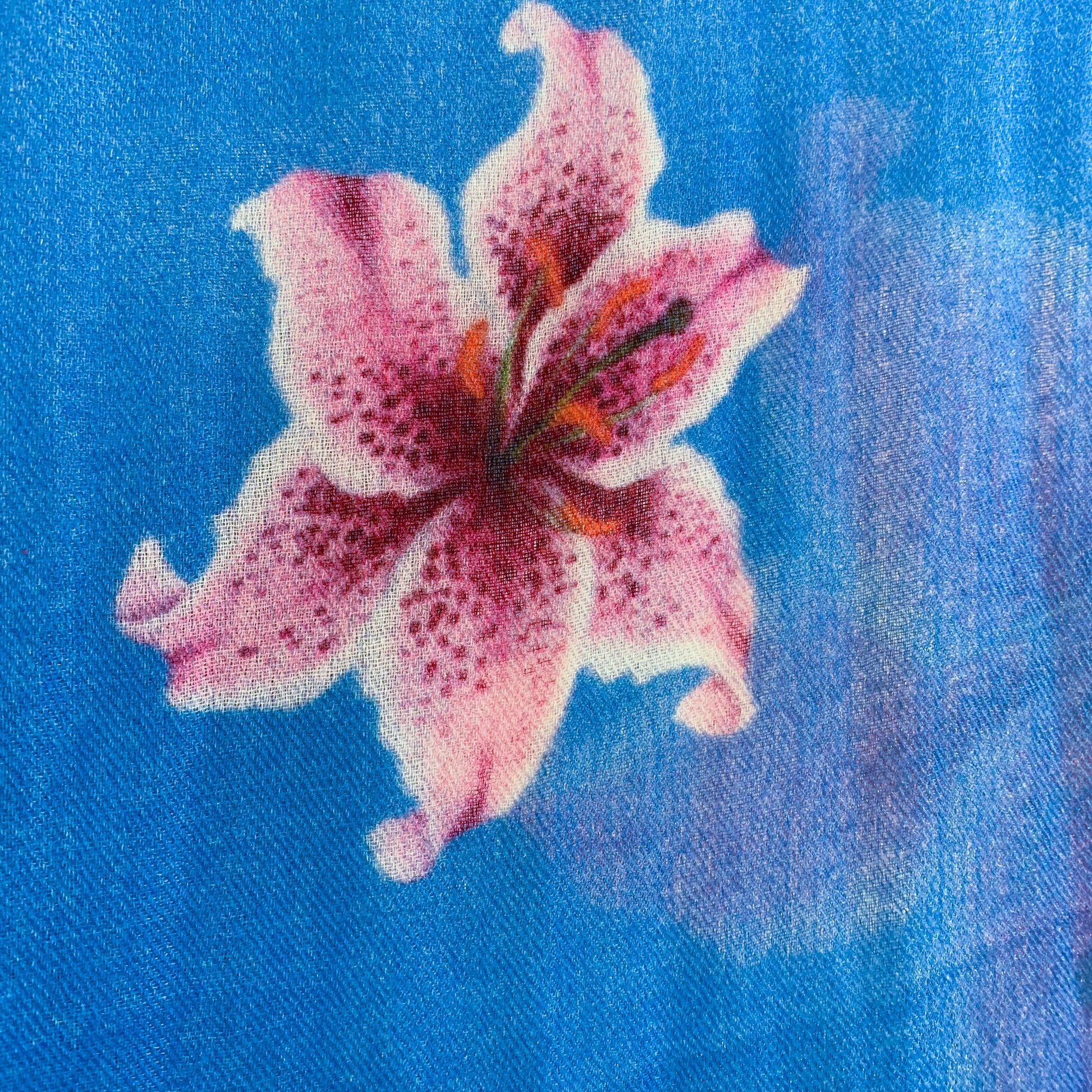 LILLY CASHMERE SCARF