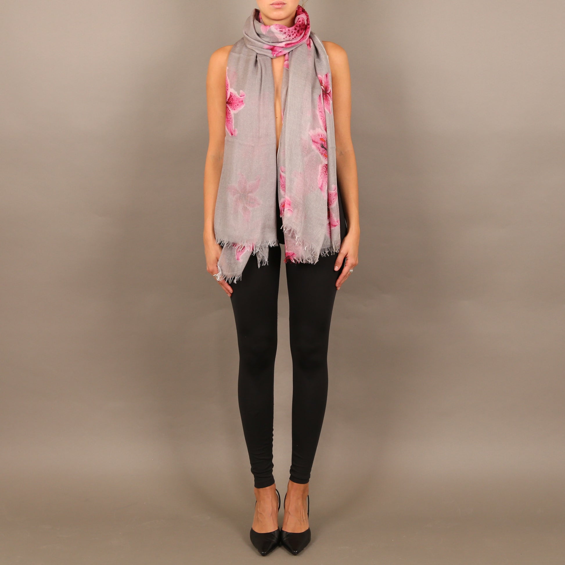LILLY CASHMERE SCARF