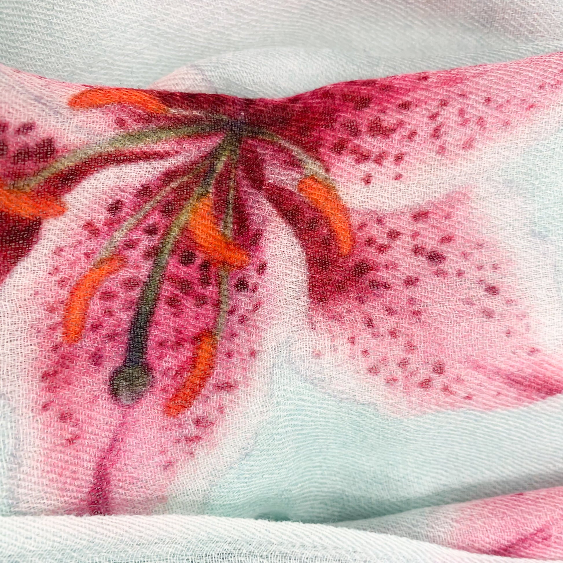 LILLY CASHMERE SCARF