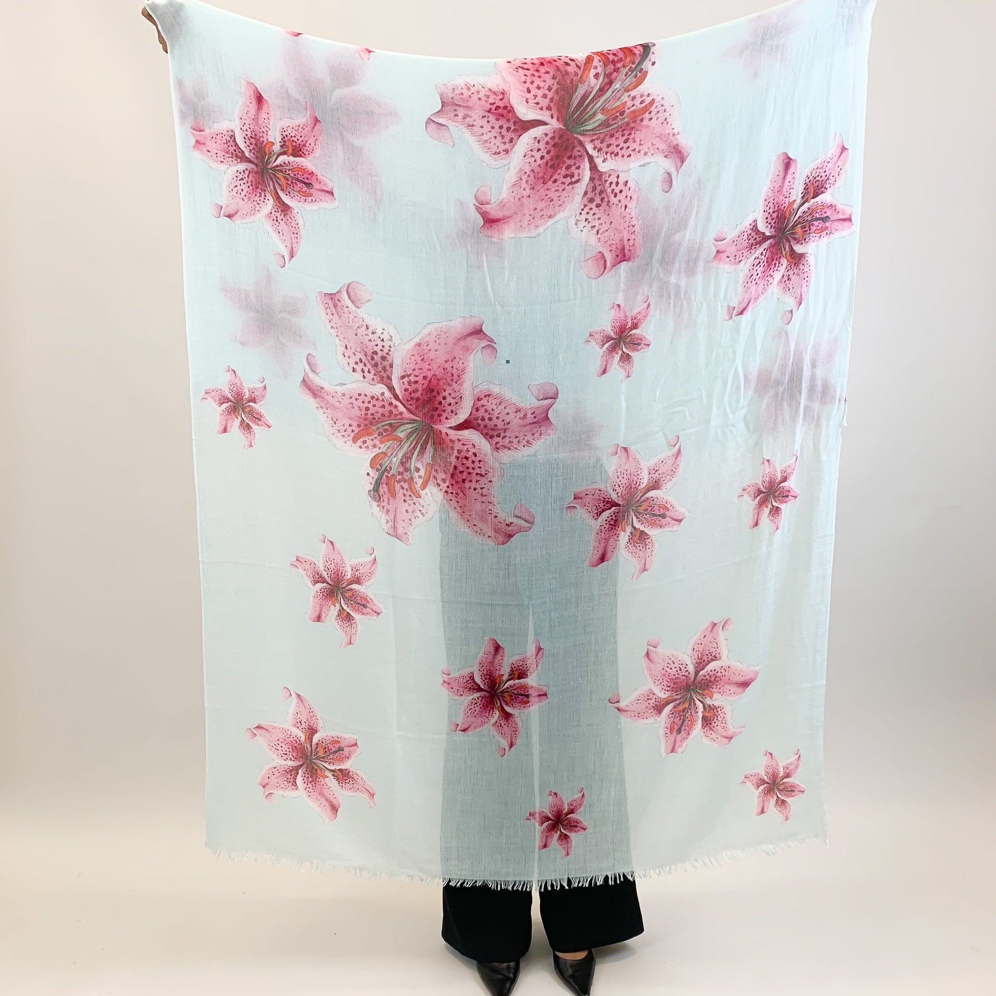 LILLY CASHMERE SCARF