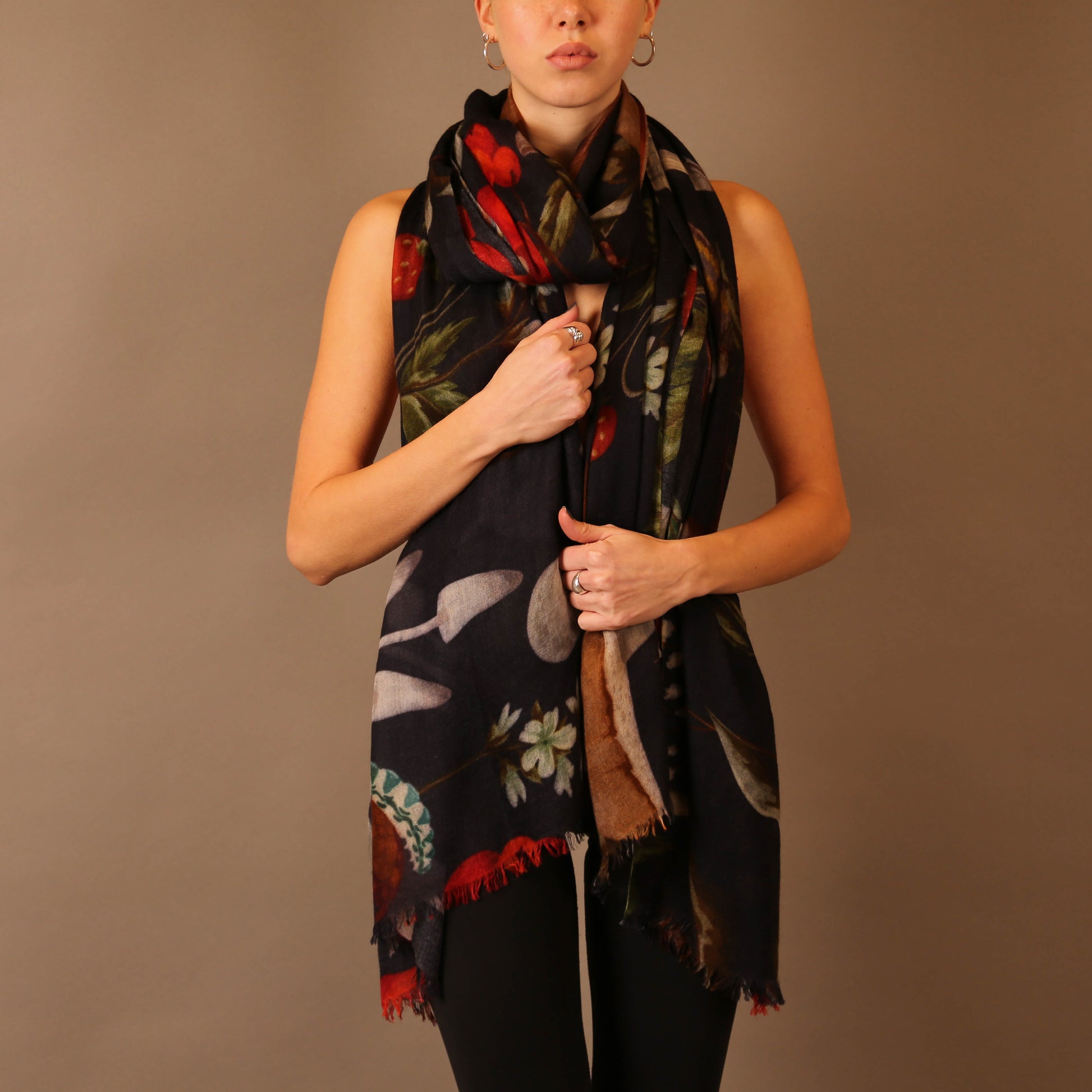 MUSHROOMS CASHMERE SCARF