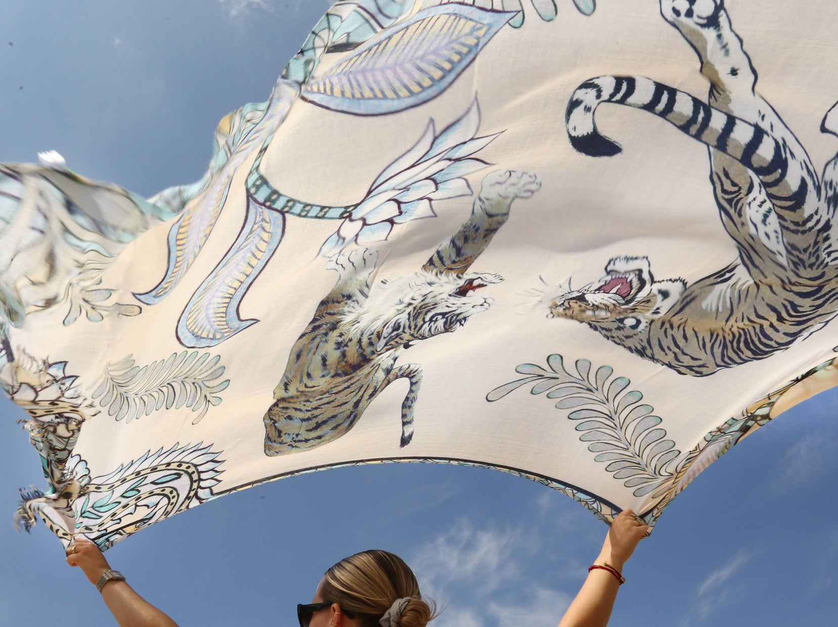 TIGER & JUNGLE CASHMERE SCARF LARGE