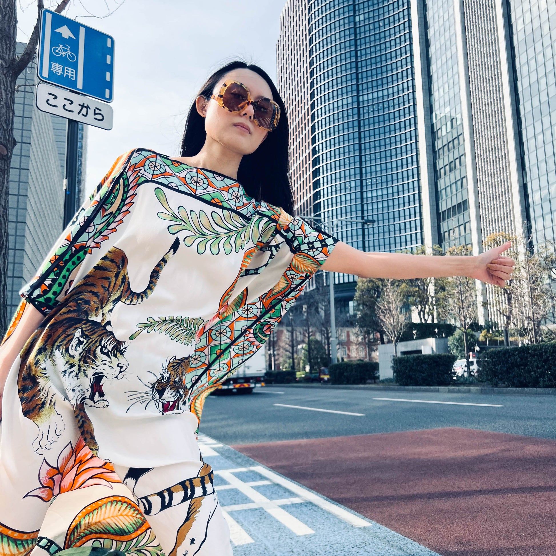 TIGER & JUNGLE SILK TUNIC