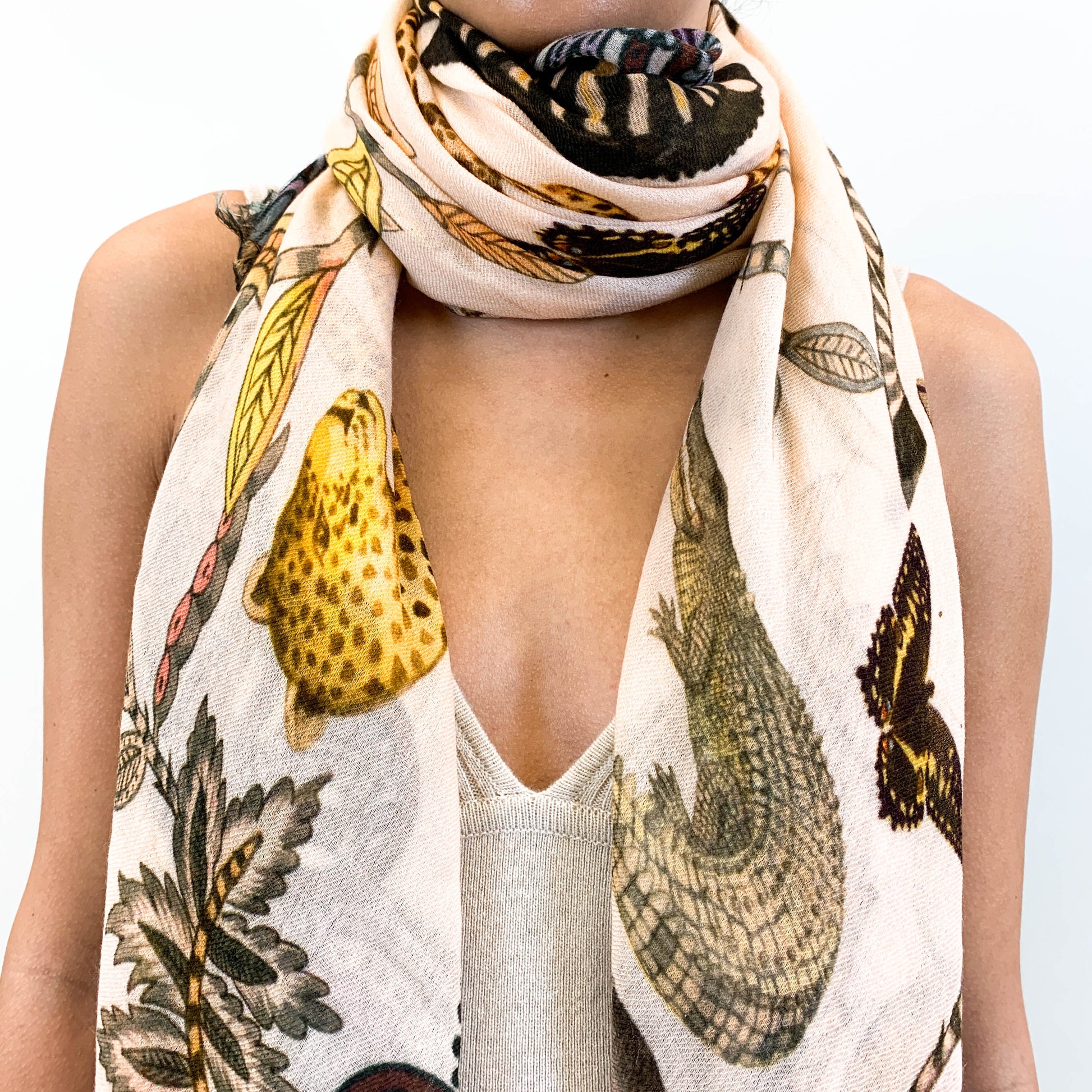 WILDLIFE CASHMERE SCARF