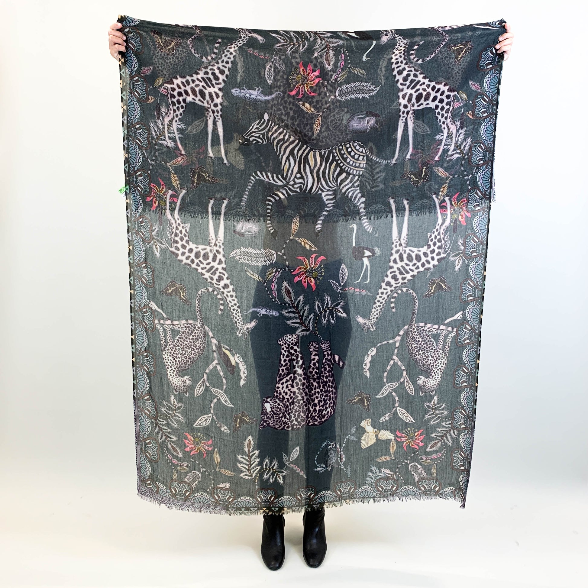 WILDLIFE CASHMERE SCARF