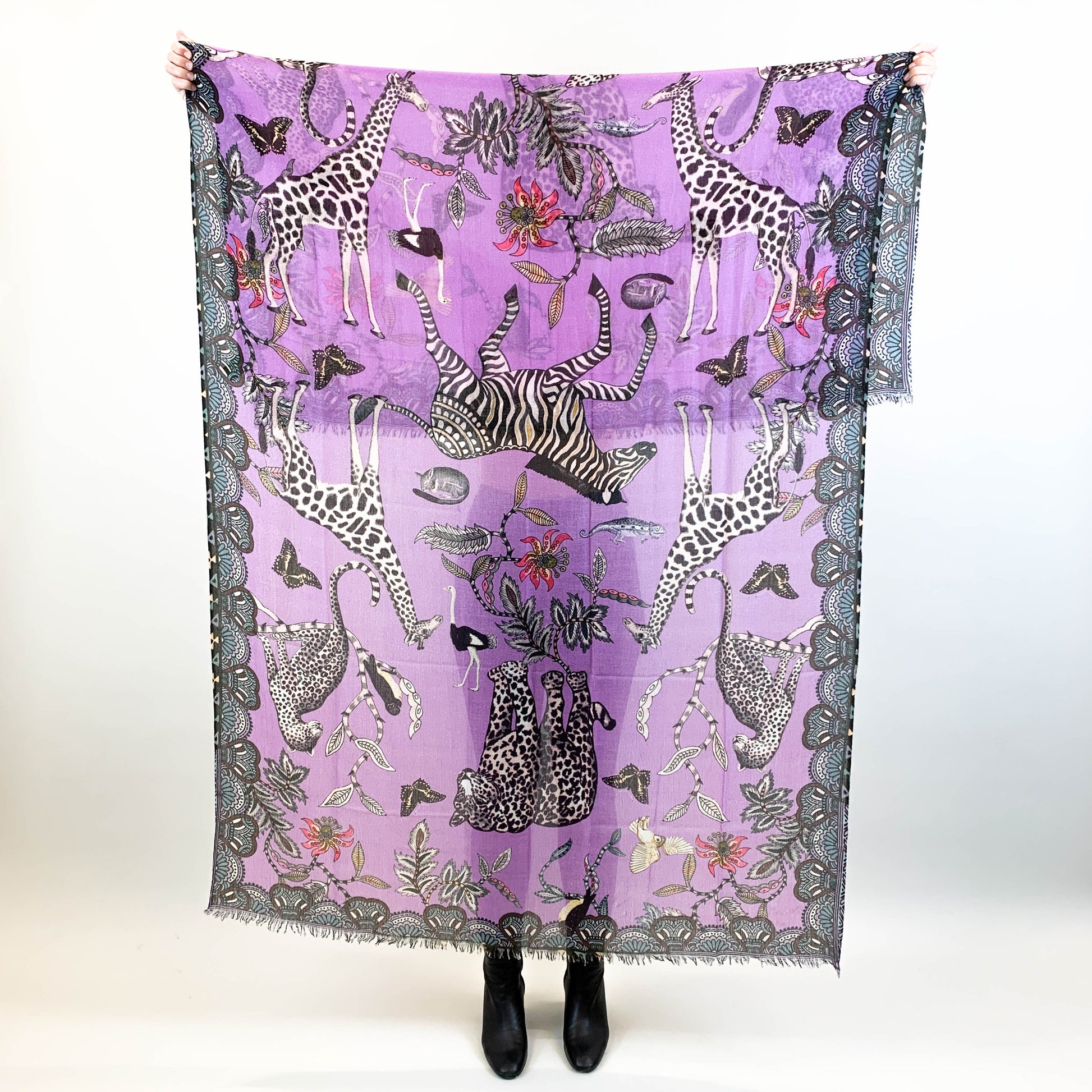 WILDLIFE CASHMERE SCARF