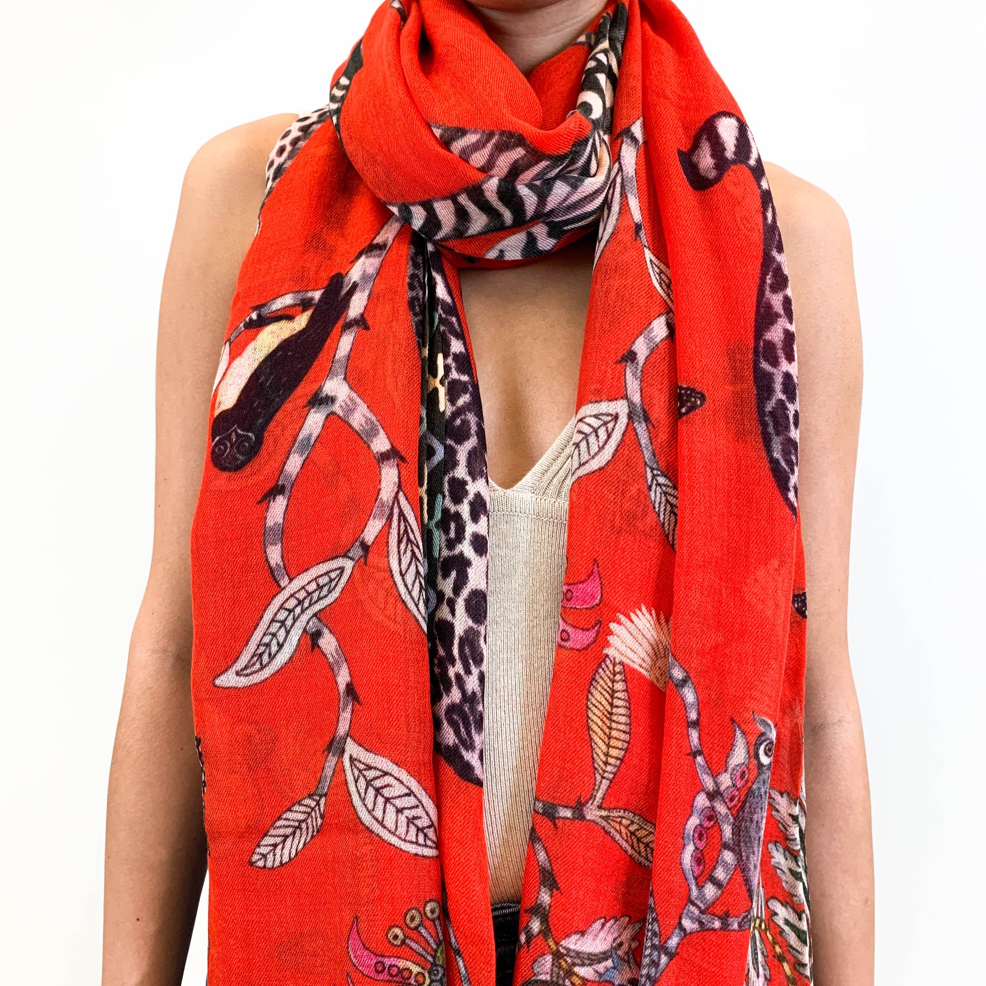 WILDLIFE CASHMERE SCARF