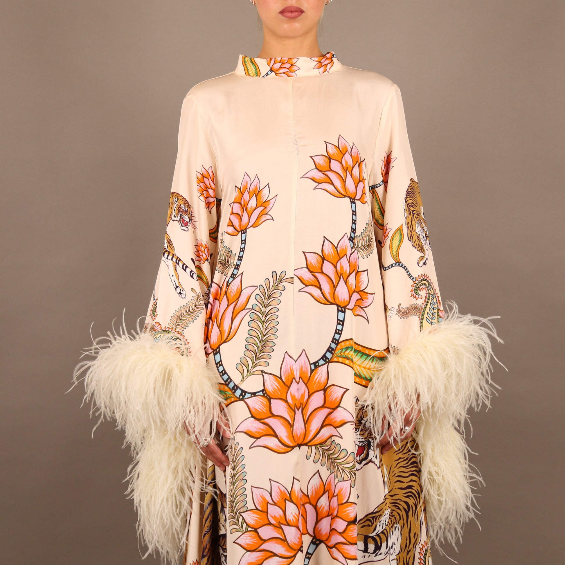 TIGER PRINCESS DRESS WITH FEATHERS