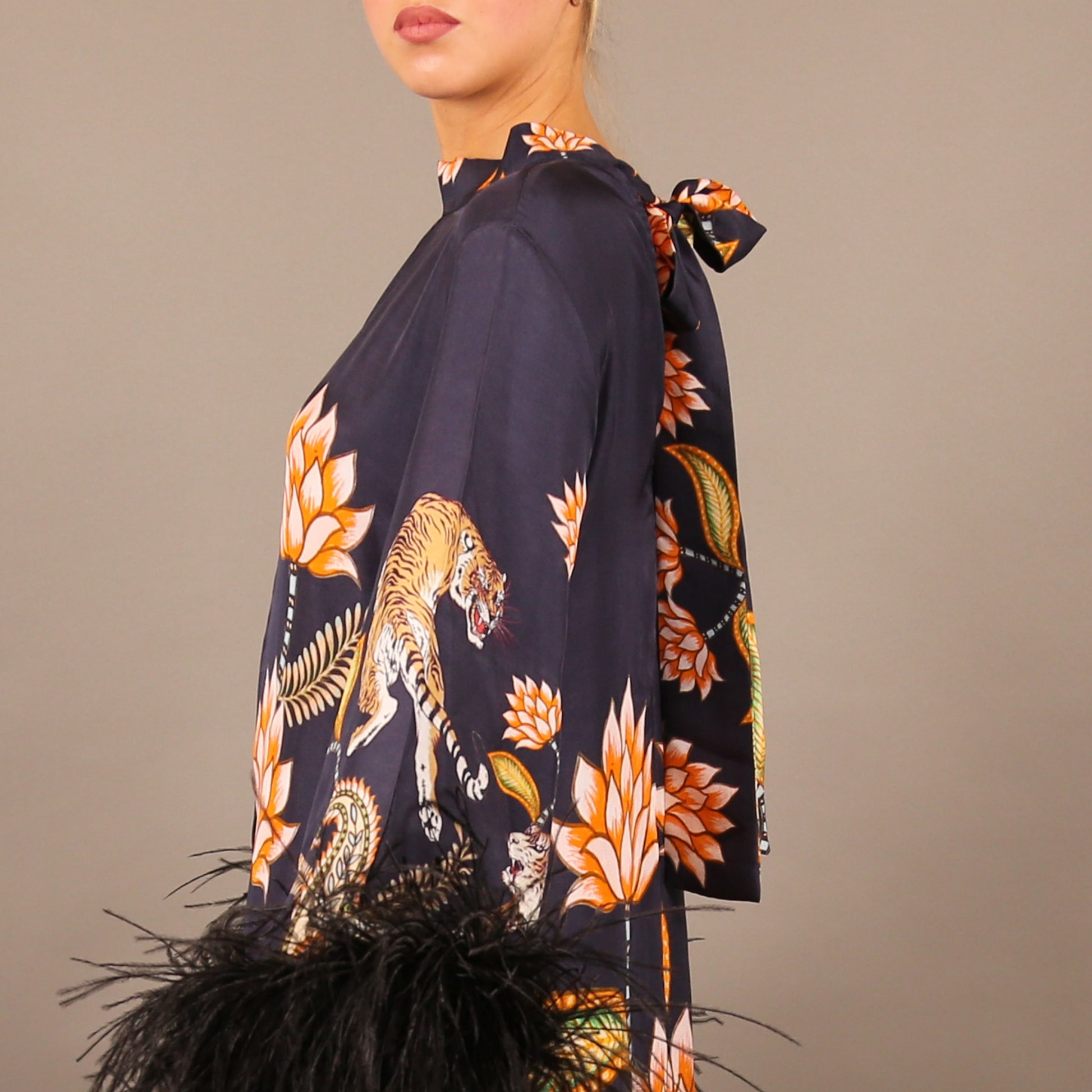 TIGER PRINCESS DRESS WITH FEATHERS