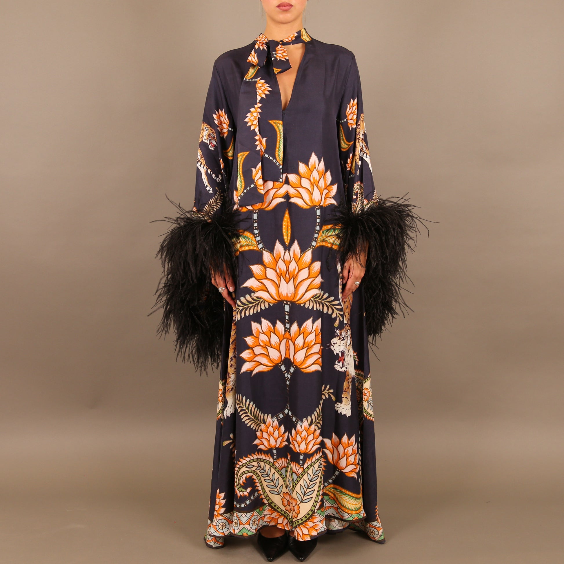 TIGER PRINCESS DRESS WITH FEATHERS