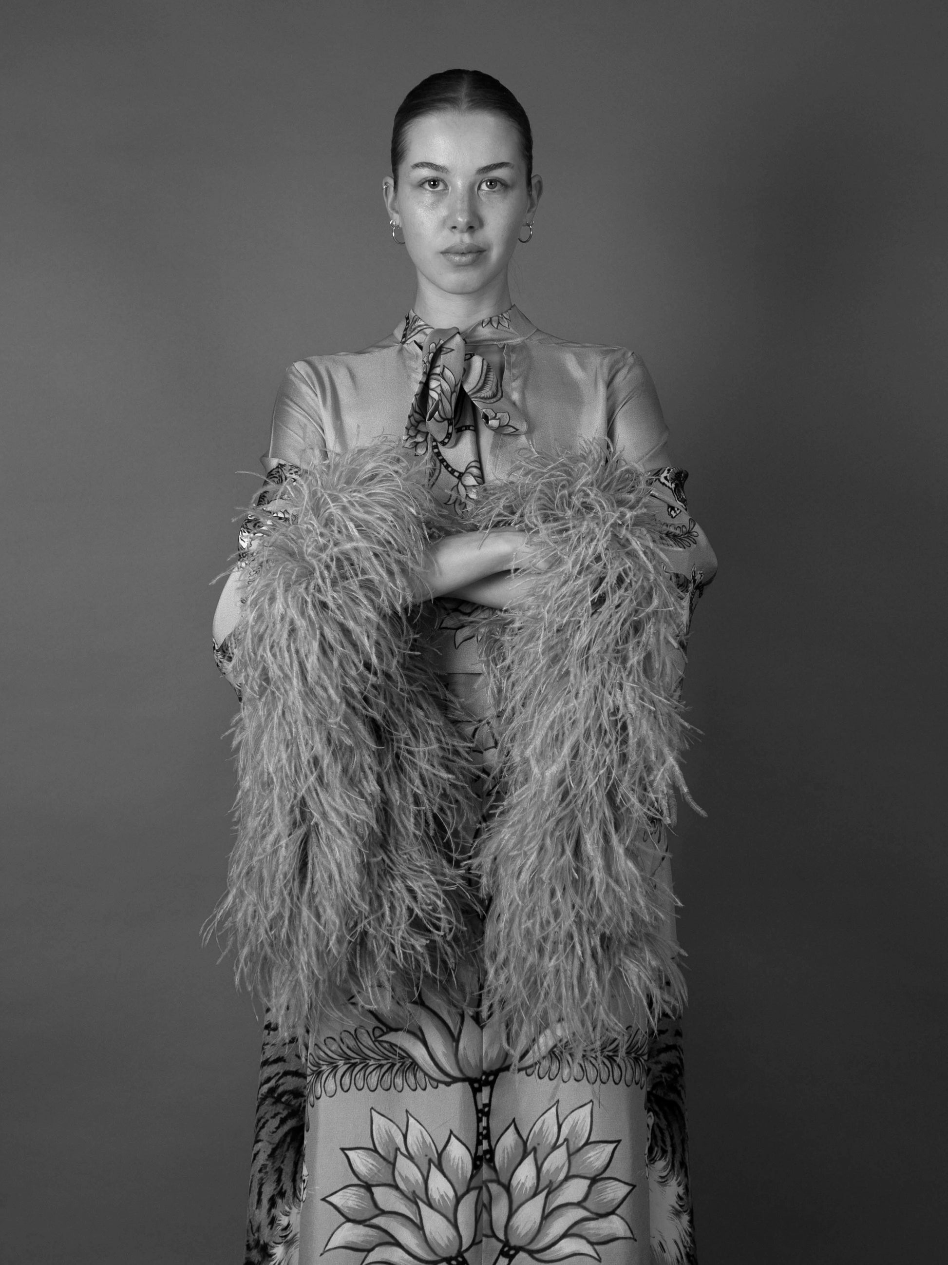 TIGER PRINCESS DRESS WITH FEATHERS