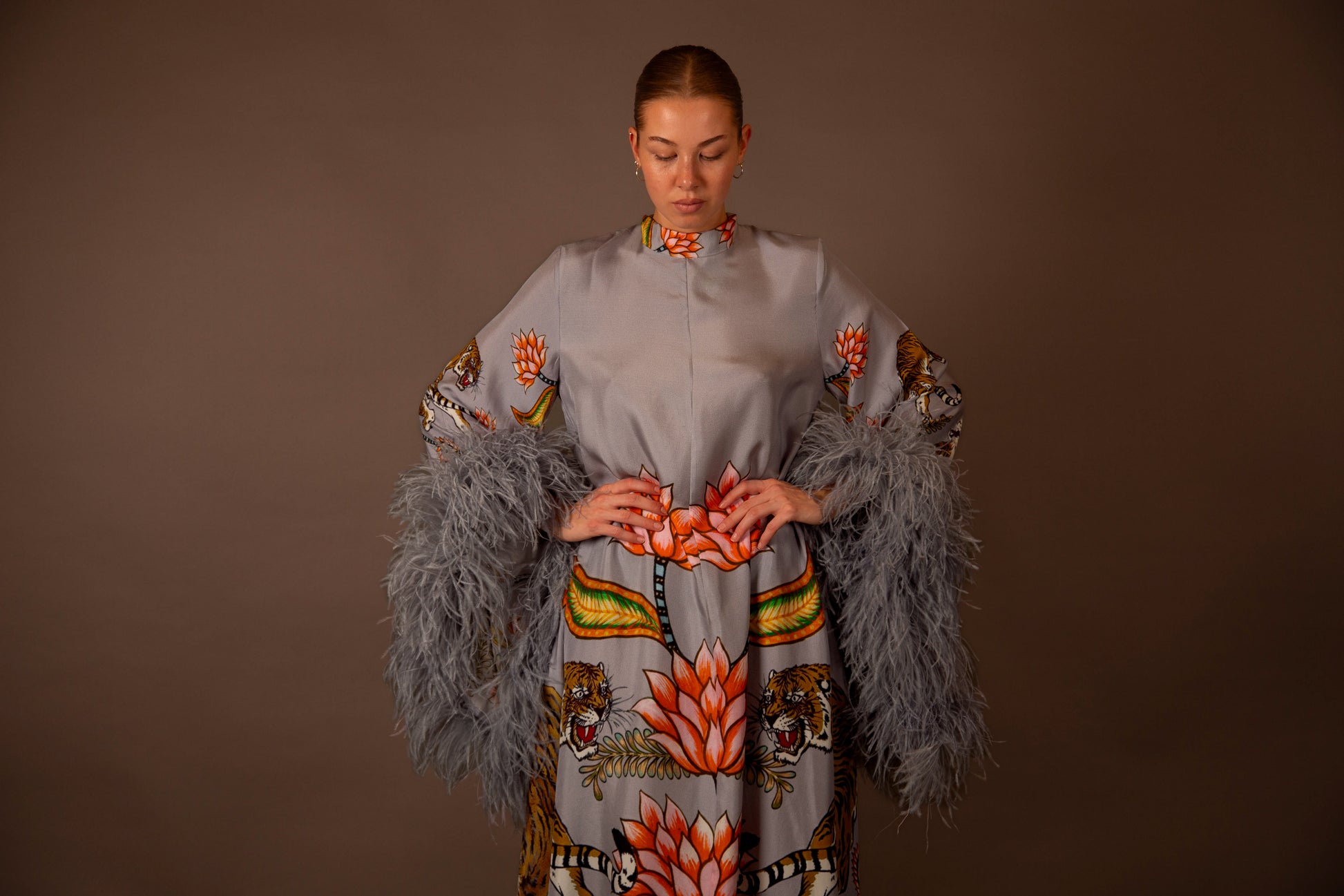 TIGER PRINCESS DRESS WITH FEATHERS