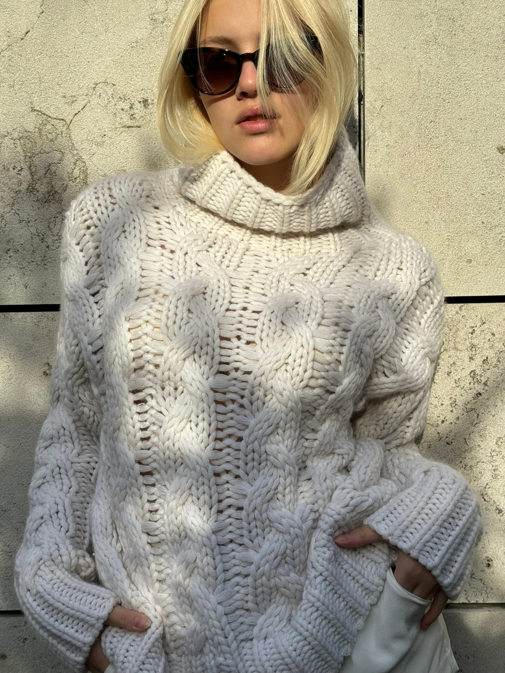 KABI SWEATER - TREACLE