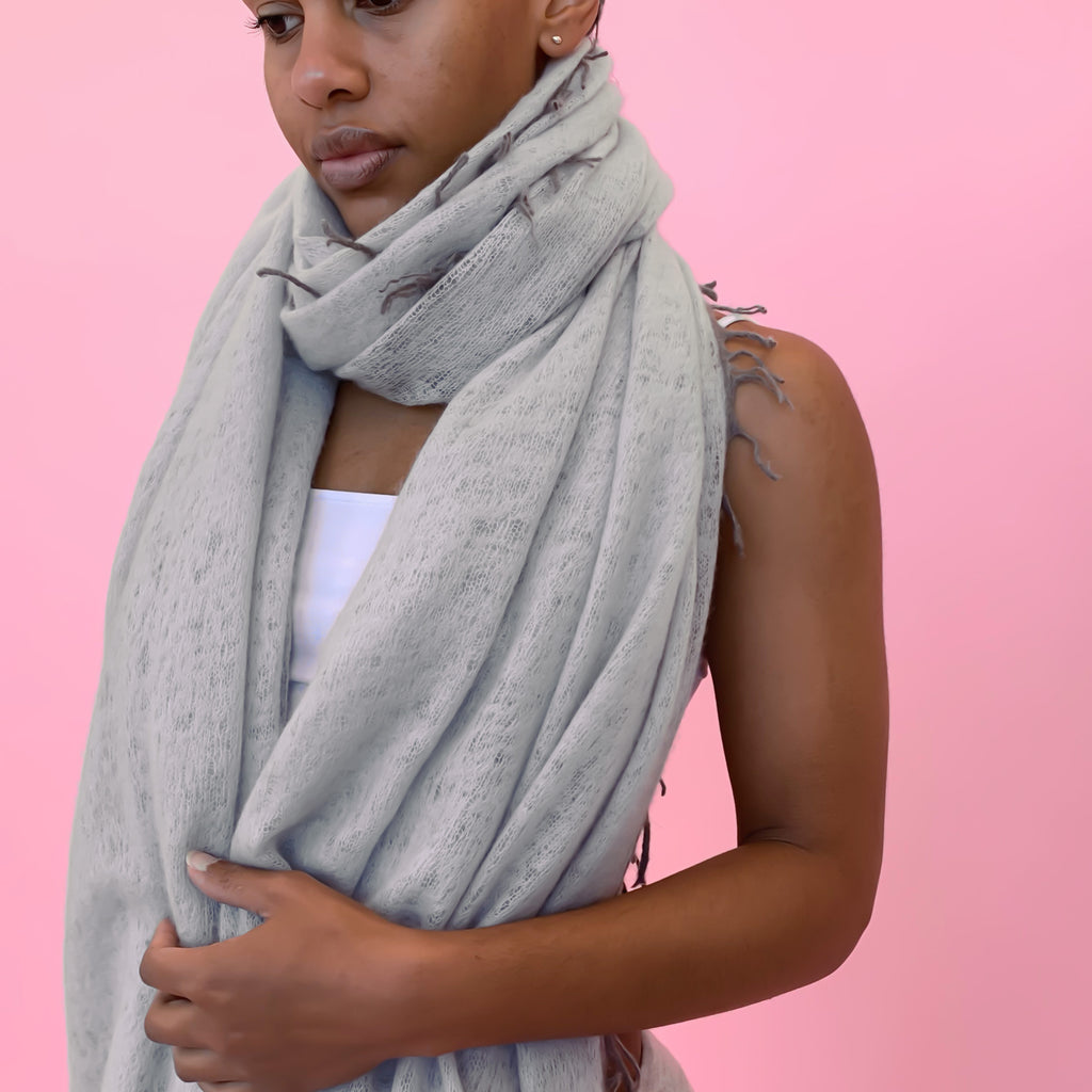 FELTED SCARF WITH FRINGES