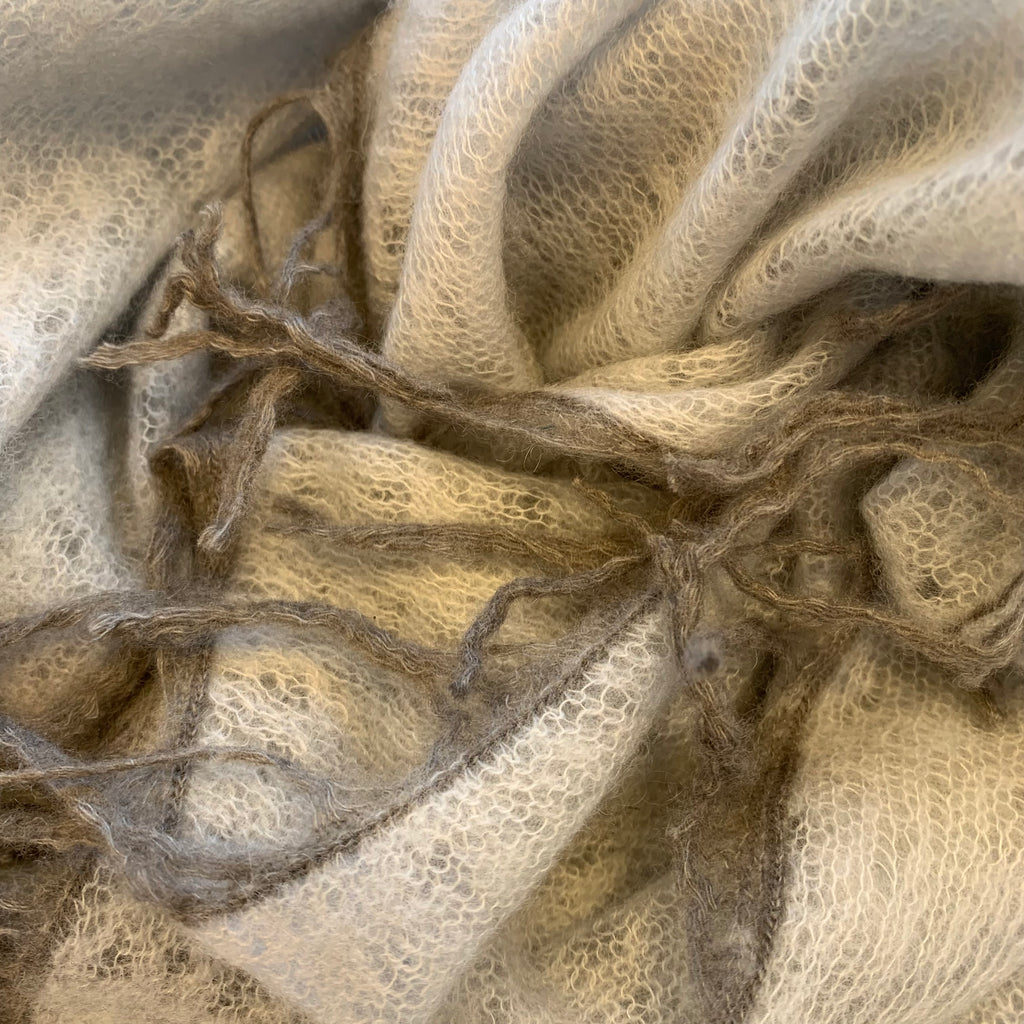 FELTED SCARF WITH FRINGES