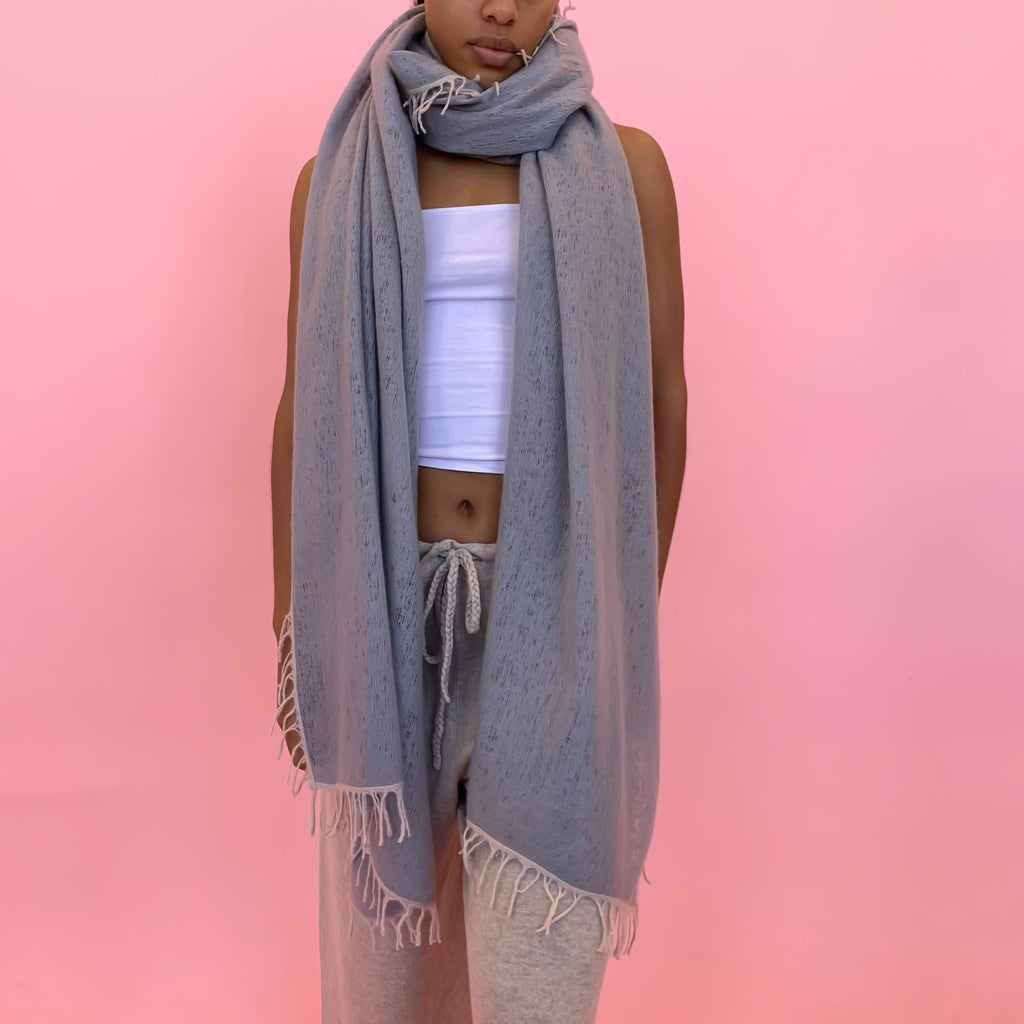 FELTED SCARF WITH FRINGES