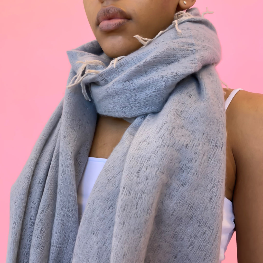 FELTED SCARF WITH FRINGES