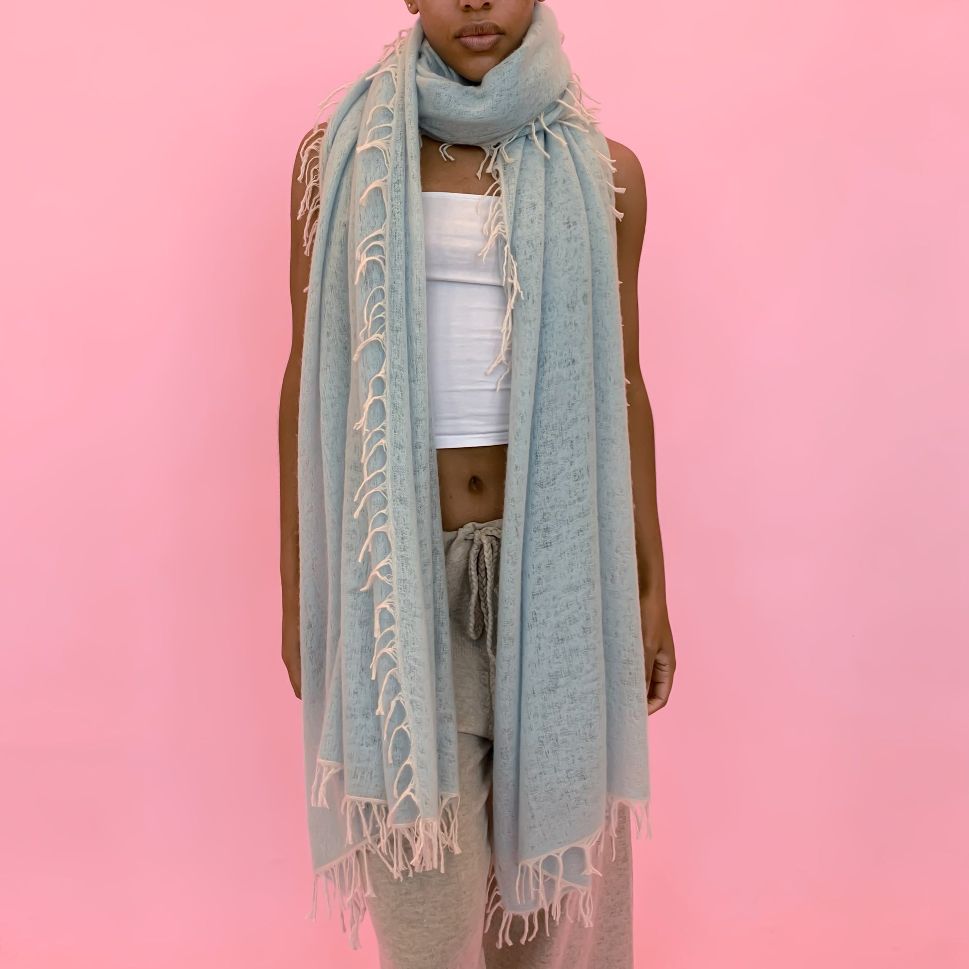 FELTED SCARF WITH FRINGES