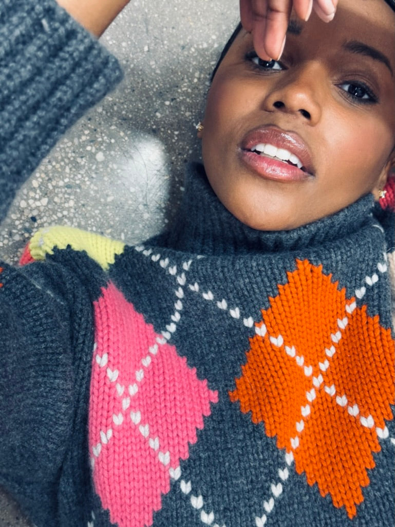 GABRIELLE EXTRA DIAMOND SWEATER - CHARCOAL/DAYGLOW