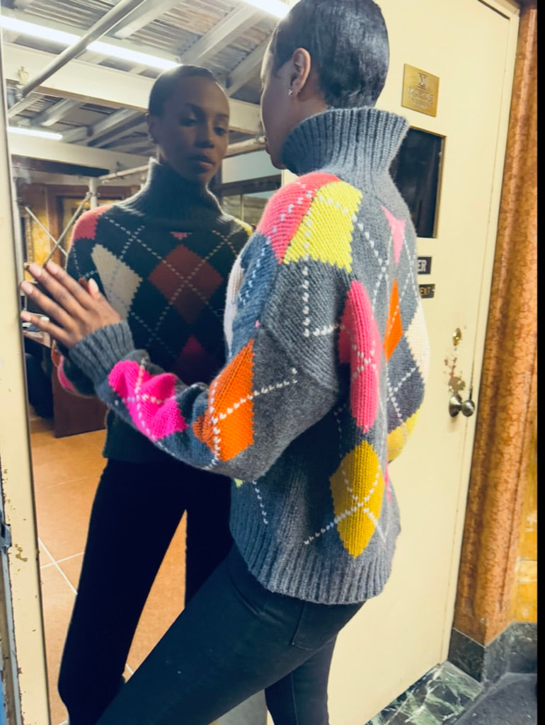 GABRIELLE EXTRA DIAMOND SWEATER - CHARCOAL/DAYGLOW