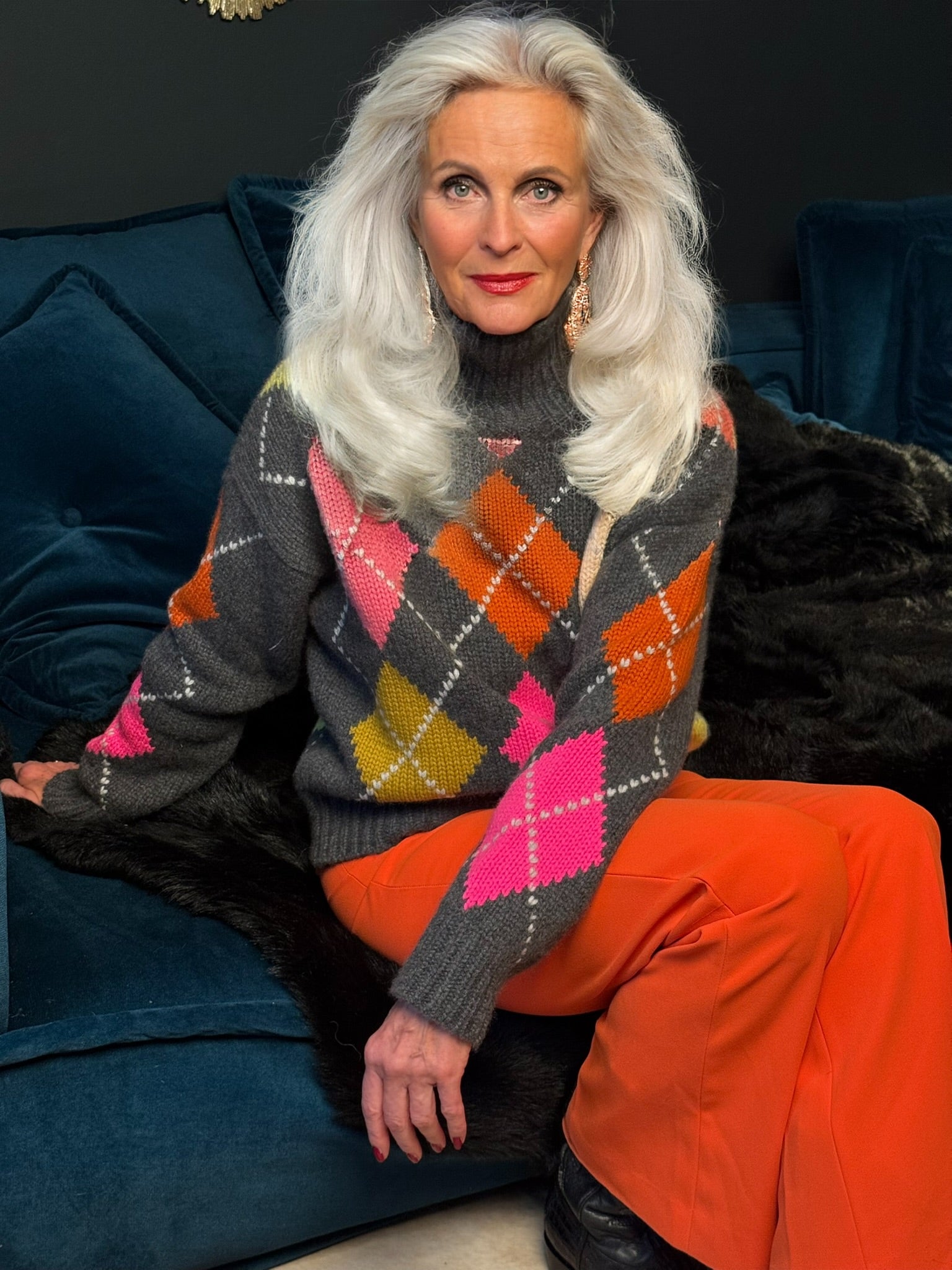 GABRIELLE EXTRA DIAMOND SWEATER - CHARCOAL/DAYGLOW