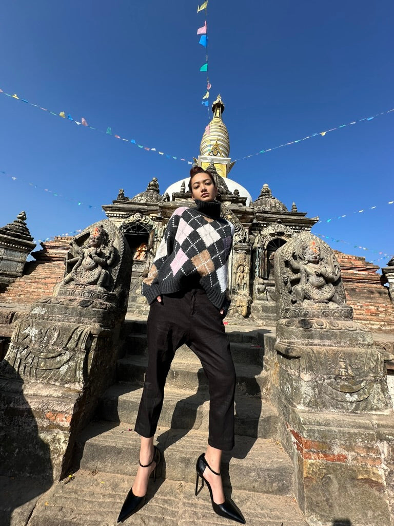 GABRIELLE EXTRA DIAMOND SWEATER - CHARCOAL/LUNAR