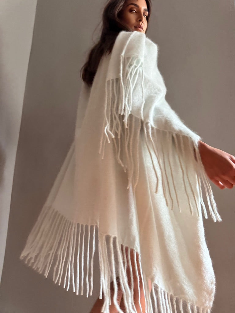 SHARON CAPE WITH FRINGES - SPARY