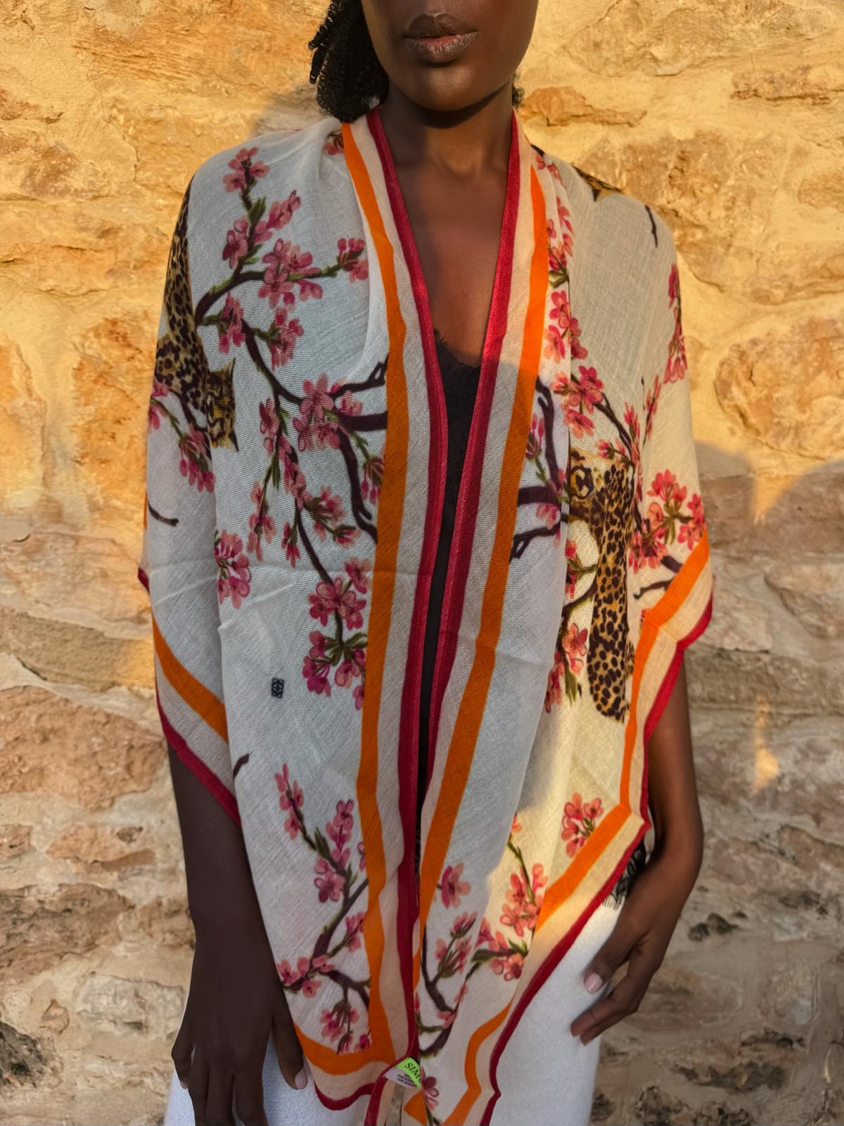 CHILLEO TRIANGLE CASHMERE SCARF - WHITE